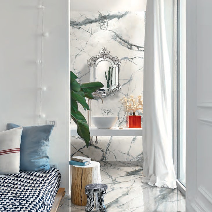 Firenze Invisible White Polished Room Setting